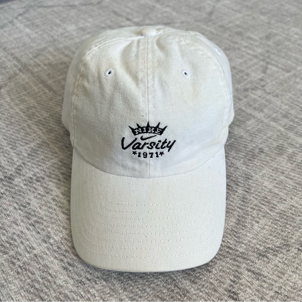 Vintage 2000s Y2K Nike Varsity Women’s Athletic Workout Golfing Tennis Hat